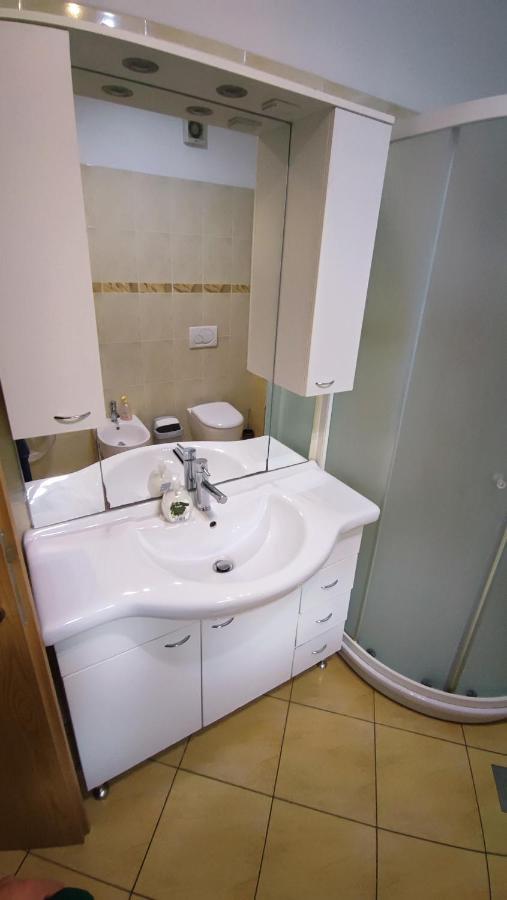 Apartment Wine & Olive Oil Mofardin Koper Zewnętrze zdjęcie